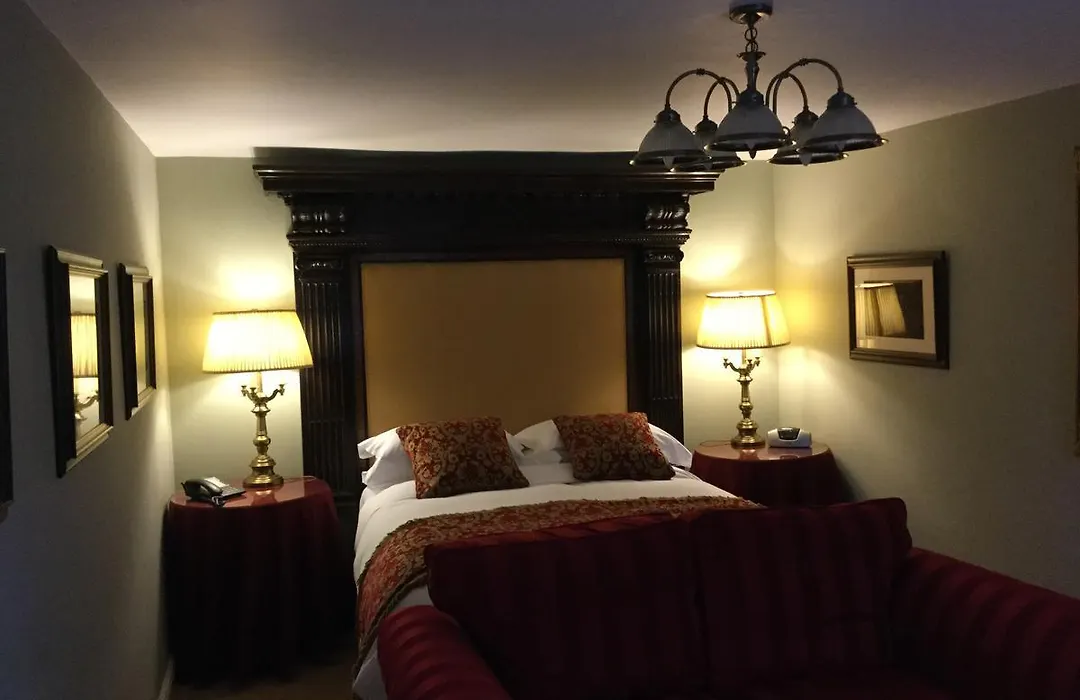 The Brownlow Arms Inn-1